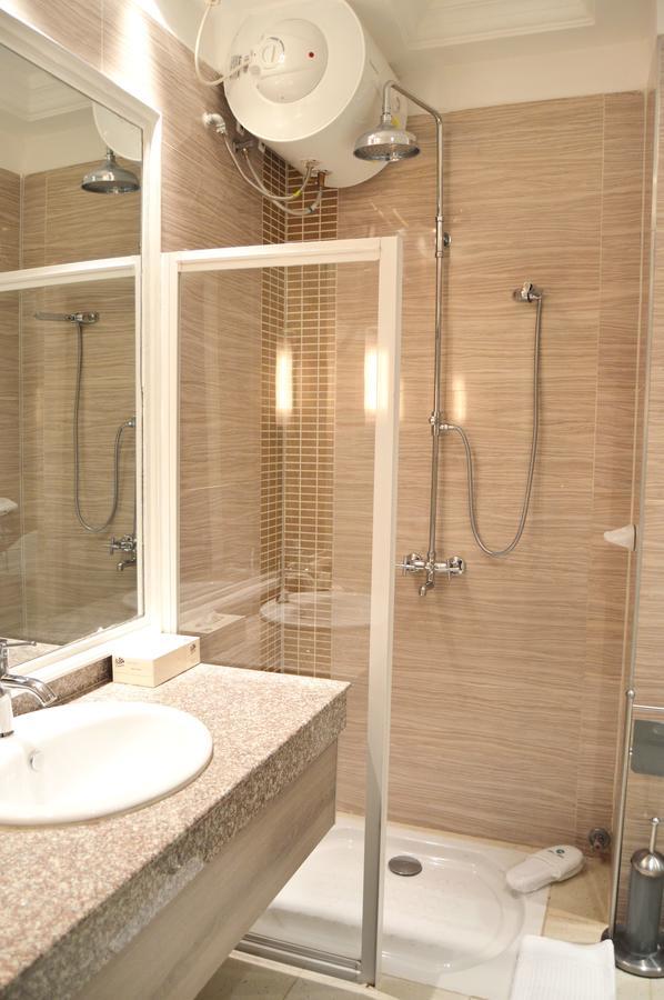 Léon Hôtel Kinshasa Extérieur photo